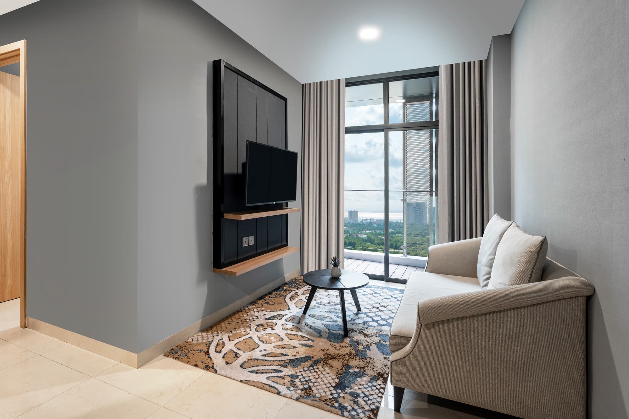 Grand Coastal Suite